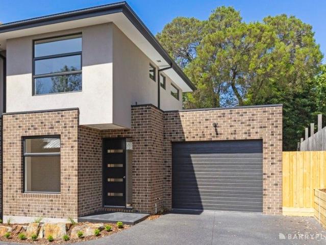Private, quiet townhouse living