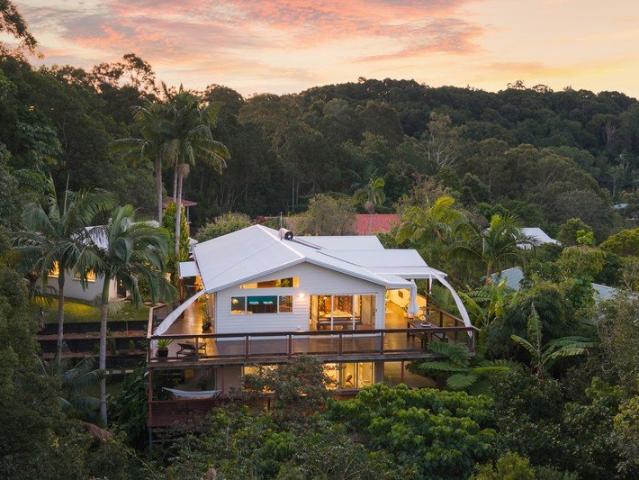 Private rainforest haven just 6 minutes to New Brighton Beach