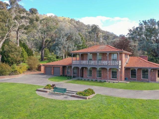 Private Retreat in Bonnie Doon