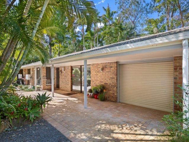 Private Riverfront Lifestyle Between Ipswich & Brisbane 3,753m2 Nature Sanctuary, Fireplace, Pool & Shed