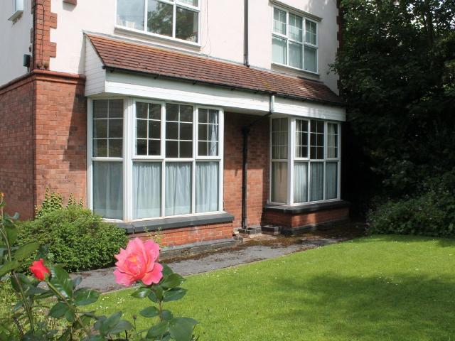 Private Road, Nottingham NG5, 1 bed flat to rent, £775 pcm | PrimeLocation