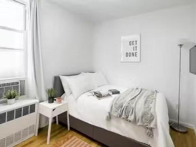 Private Room 2 Bed 1 Bath
