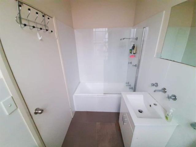 Private Room Available in Share Home