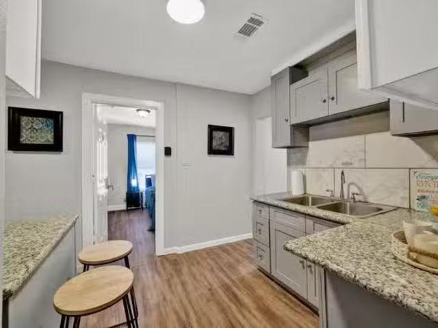 Private Room for Rent in South Houston Your Own Sink, Smart T.