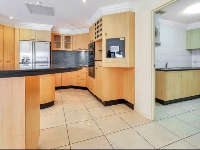 Private Room for Rent in Parap Resort Style Living, Close to City