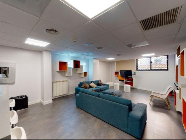 Private room in student residence with private bathroom | Meals and utilities included, Barcelona Amsterdam Apartments for Rent
