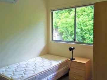 PRIVATE ROOM WITH AIR CONDITION PERFECT FOR STUDENTS CLOSE TO QUT!