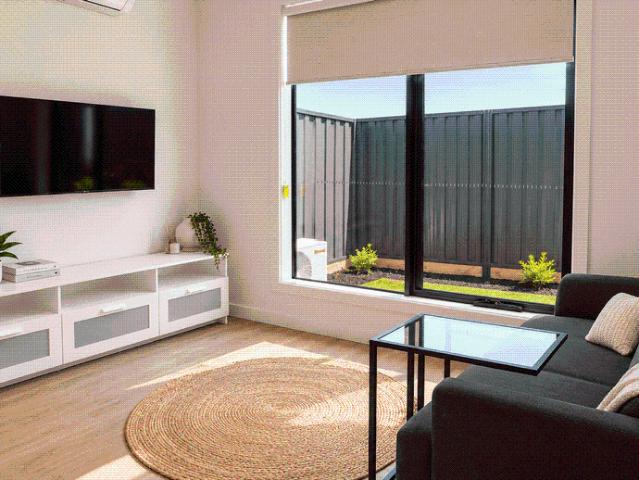 PRIVATE ROOM WITH ENSUITE, KITCHENETTE AND COURTYARD