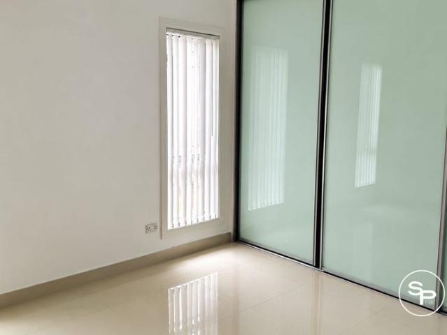 Private Street Facing 3 Bedroom Granny Flat