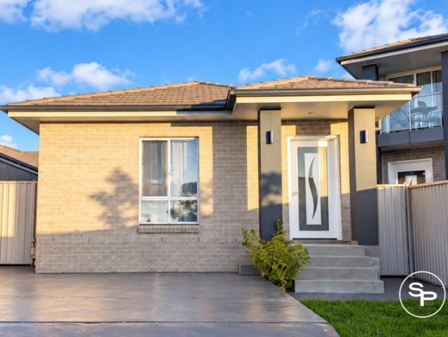 Private Street Facing 3 Bedroom Granny Flat
