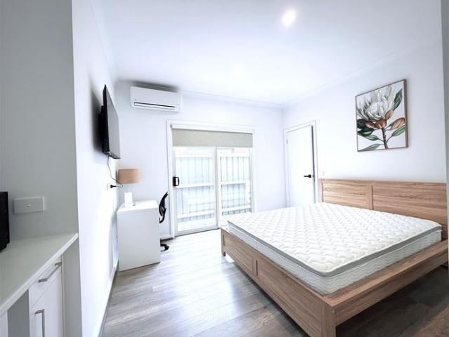 Private Studio with Ensuite & Courtyard Utilities Included | From $300/week