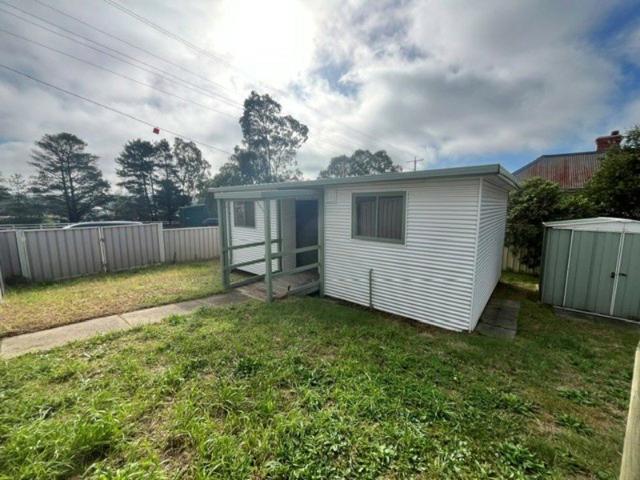 PRIVATE STUDIO WITH YARD