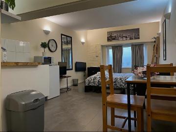 Private Studio Flat in Bethnal Green
