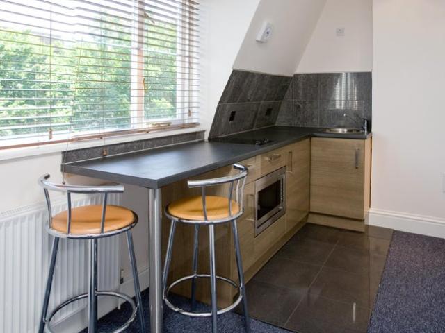 Private Studio in White City