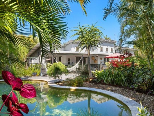 Peaceful Private Oasis in a Lush Garden Setting