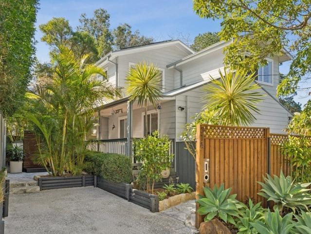 Private sunlit family oasis in quiet cul de sac