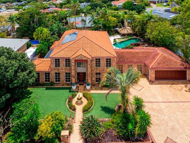 PRIVATE SANCTUARY OF LUXURY, STYLE & ENTERTAINING