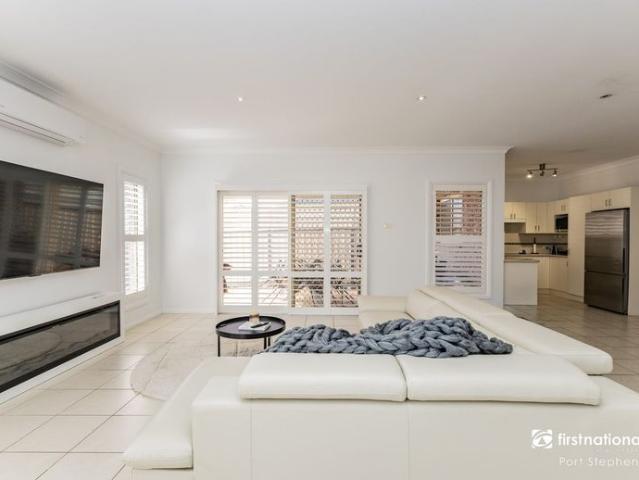 Private, secluded, quality ground level luxury 3 bedroom home