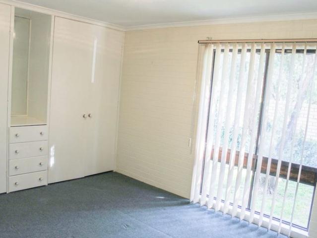 PRIVATE & SECURE TOWNHOUSE