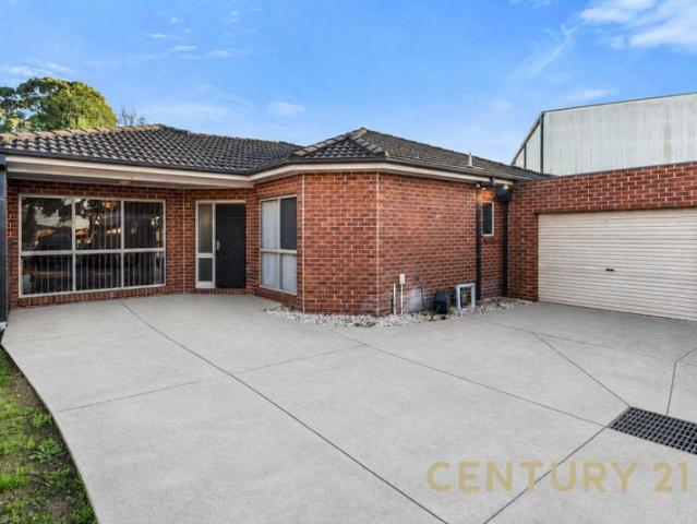 Private & Secure Living in a Quiet Court Location