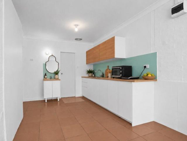 Private Single level Apartment in Premier Mount Keira Location