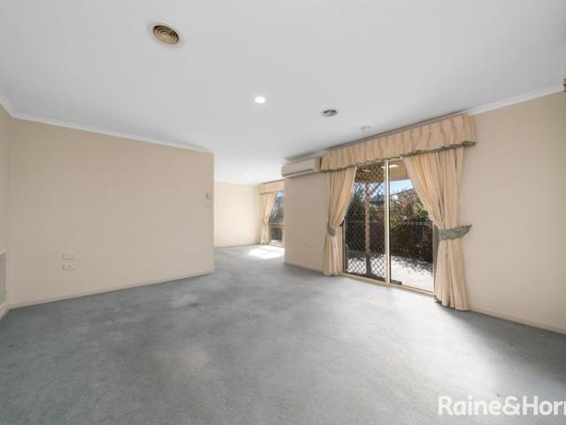 Private, Spacious and Low Maintenance: Easy Living in a Prime Location