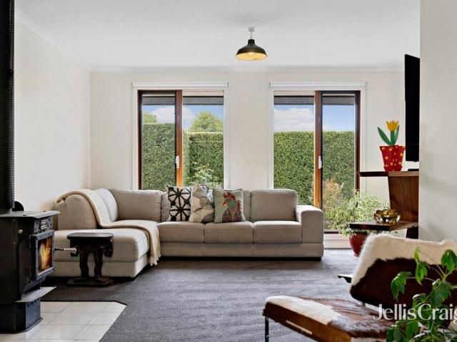 Private, spacious & perfectly positioned in Daylesford