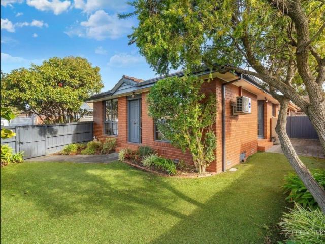 Private, Spacious & Prime Location
