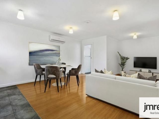 Private, Spacious, Studio Unit in Prize Location
