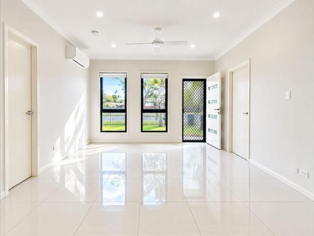 Private & Spacious Two Bedroom Granny Flat with Your Own Backyard!
