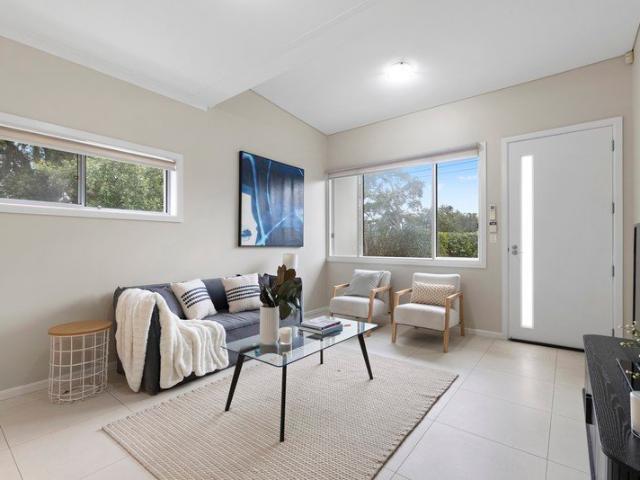 Private & Spacious Townhouse Living