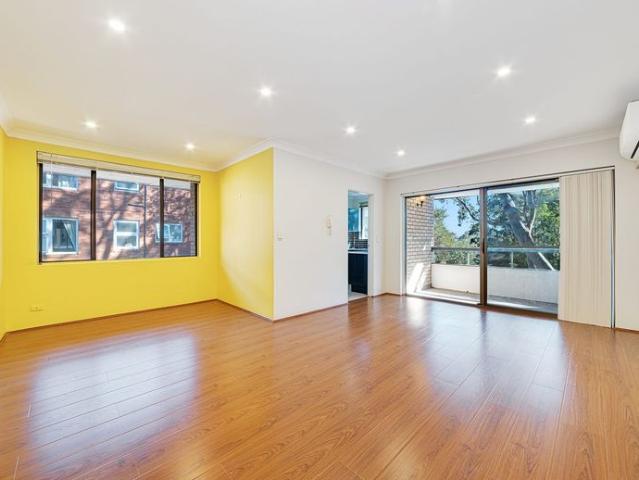 Private Two Bedroom Apartment in a Peaceful Lane Cove Setting