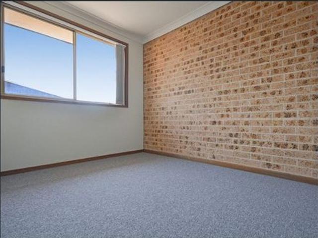 PRIVATE TWO BEDROOM TOWNHOUSE