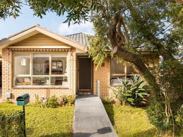 Private Two Bedroom Unit With Alfresco