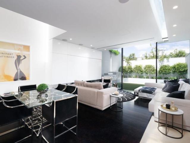 Private Toorak Residence Offering Space, Security and Lifestyle