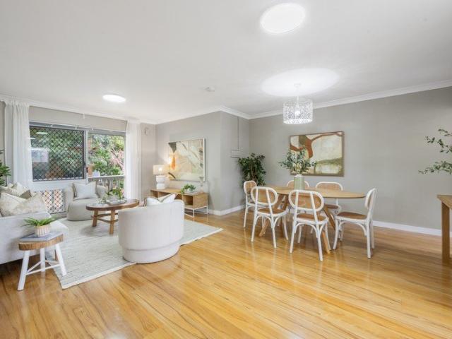 Private Top Floor Apartment with Views