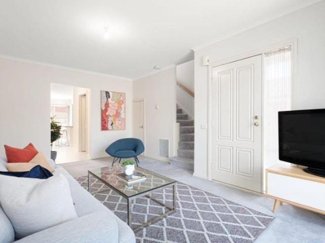 Private Townhouse in Boutique Box Hill Setting