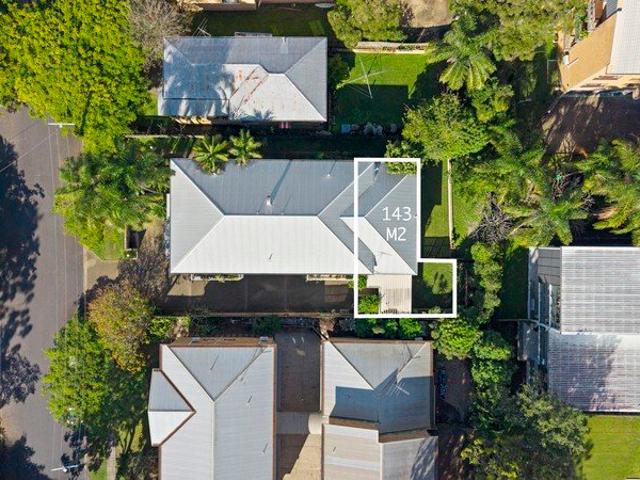 Private Townhouse Living in a Boutique Taringa Complex