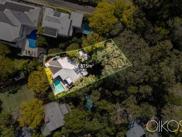 PRIVATE TRI LEVEL HAVEN IN LEAFY BARDON SETTING