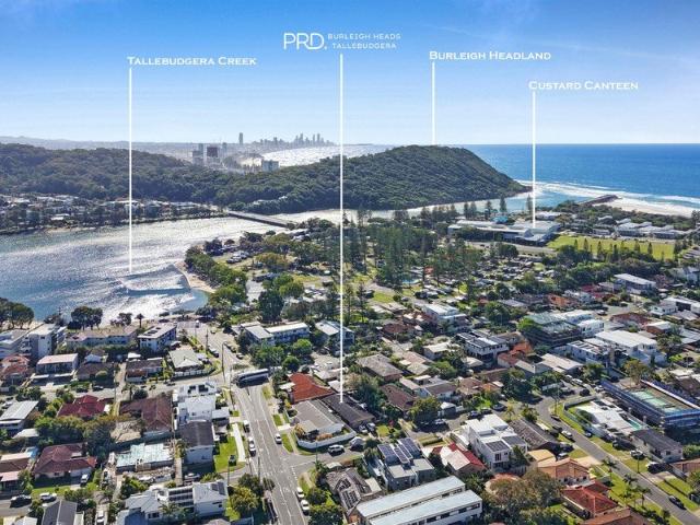 Private Tropical Rear Duplex Retreat Just Steps from Tallebudgera Creek with pool!