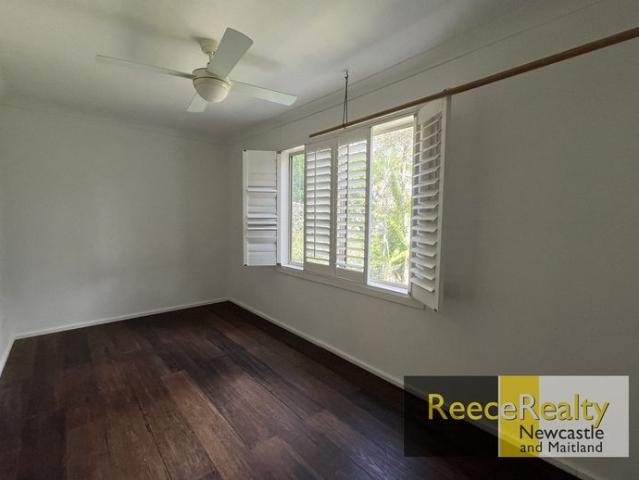 Private unit in prime location! *Water + Lawns Inclusive!
