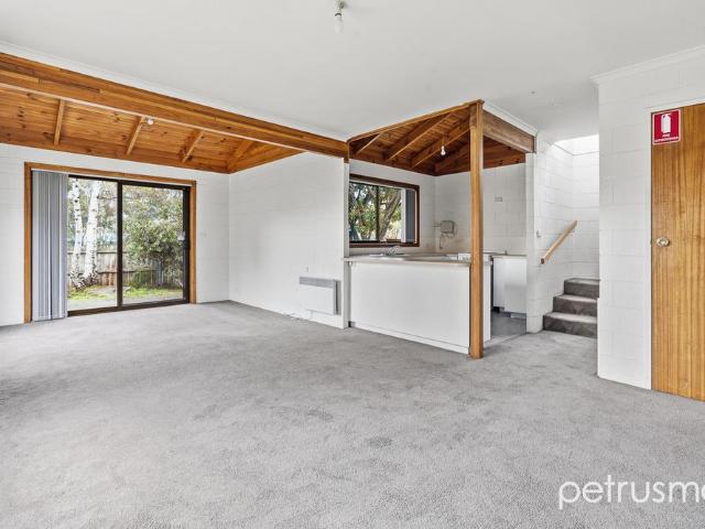 Private Unit With Outdoor Living