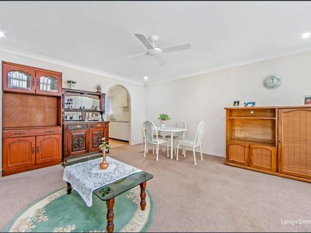 Private well presented villa with easy care courtyard