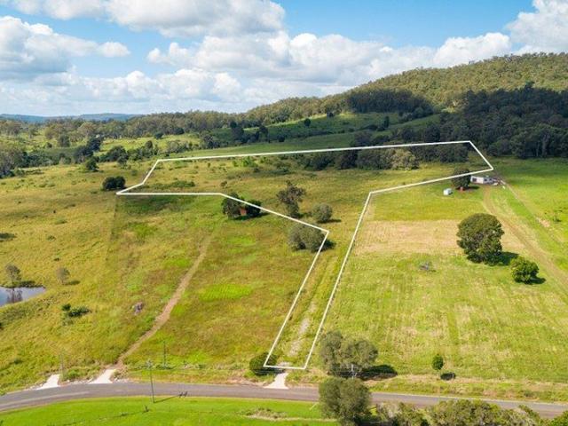 PRIVATE 14 ACRE HIDEAWAY TRANQUIL COUNTRY LIVING AT ITS BEST!