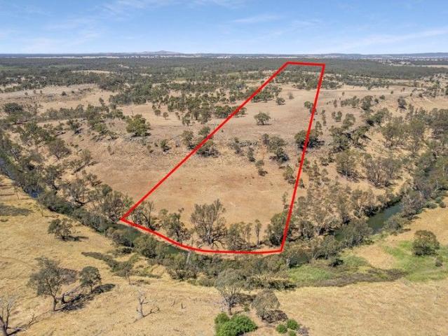 PRIVATE 100 ACRE PROPERTY BACKING ONTO THE CAMPASPE RIVER