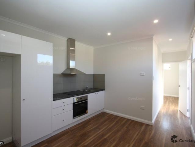 Private 1 Bedroom 1 bathroom Granny Flat in Convenient Location