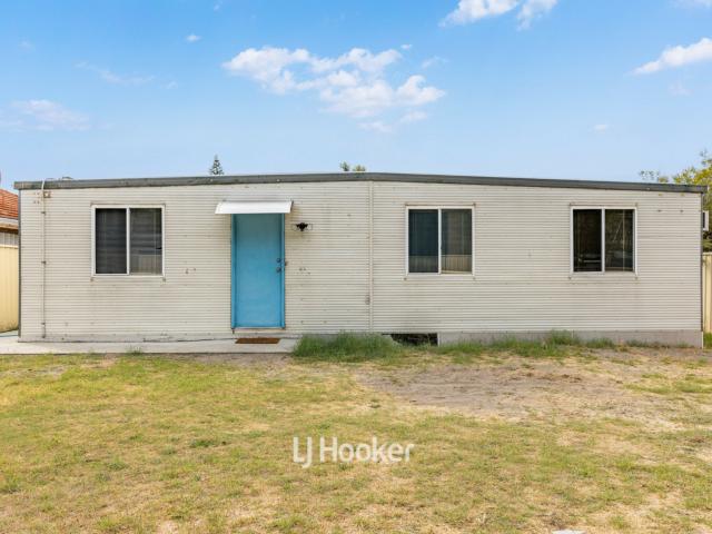 Private 1 Bedroom Rear Residence with Spacious Yard