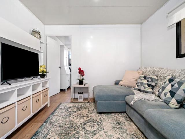 Private 2 Bedroom Granny Flat