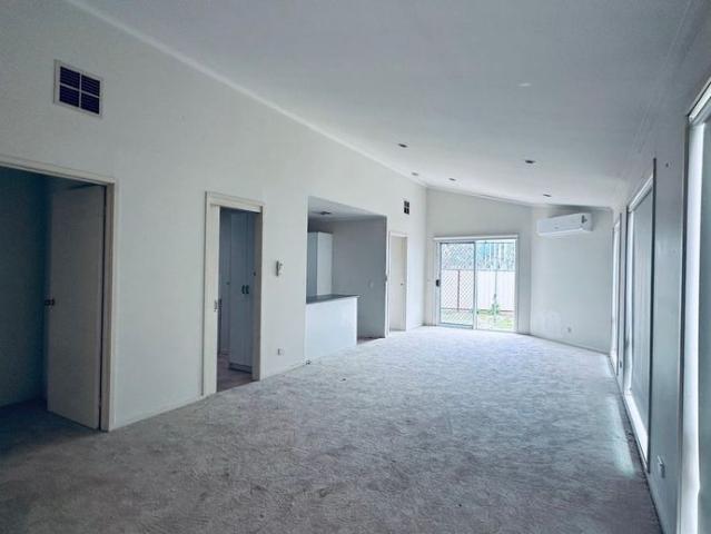 Private 2 Bedroom Home in a Quiet Court Location