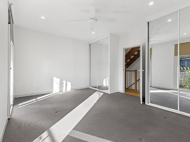 Private 2 Bedroom House with Modern Amenities in Prime Location